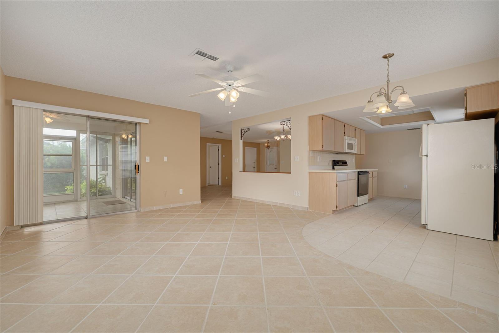 Image 12 of 35 For 3569 Oak Lake Drive