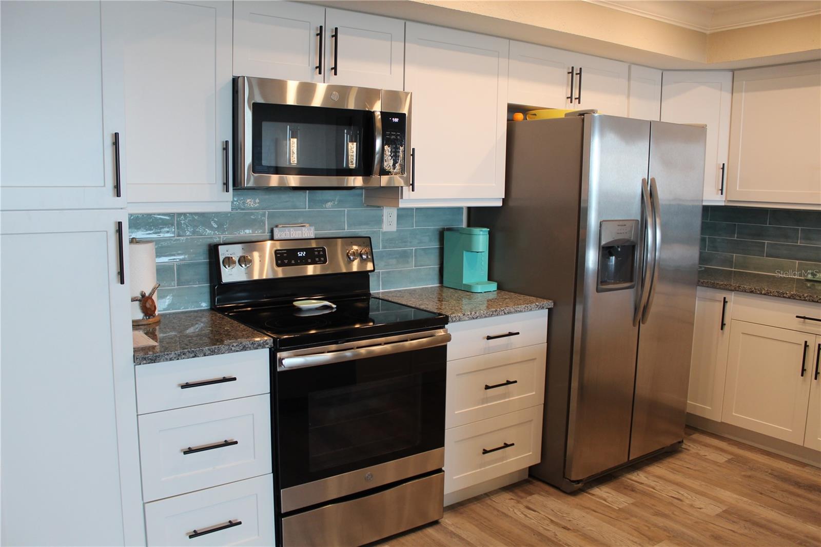 Image 8 of 44 For 400 Island Way 1709