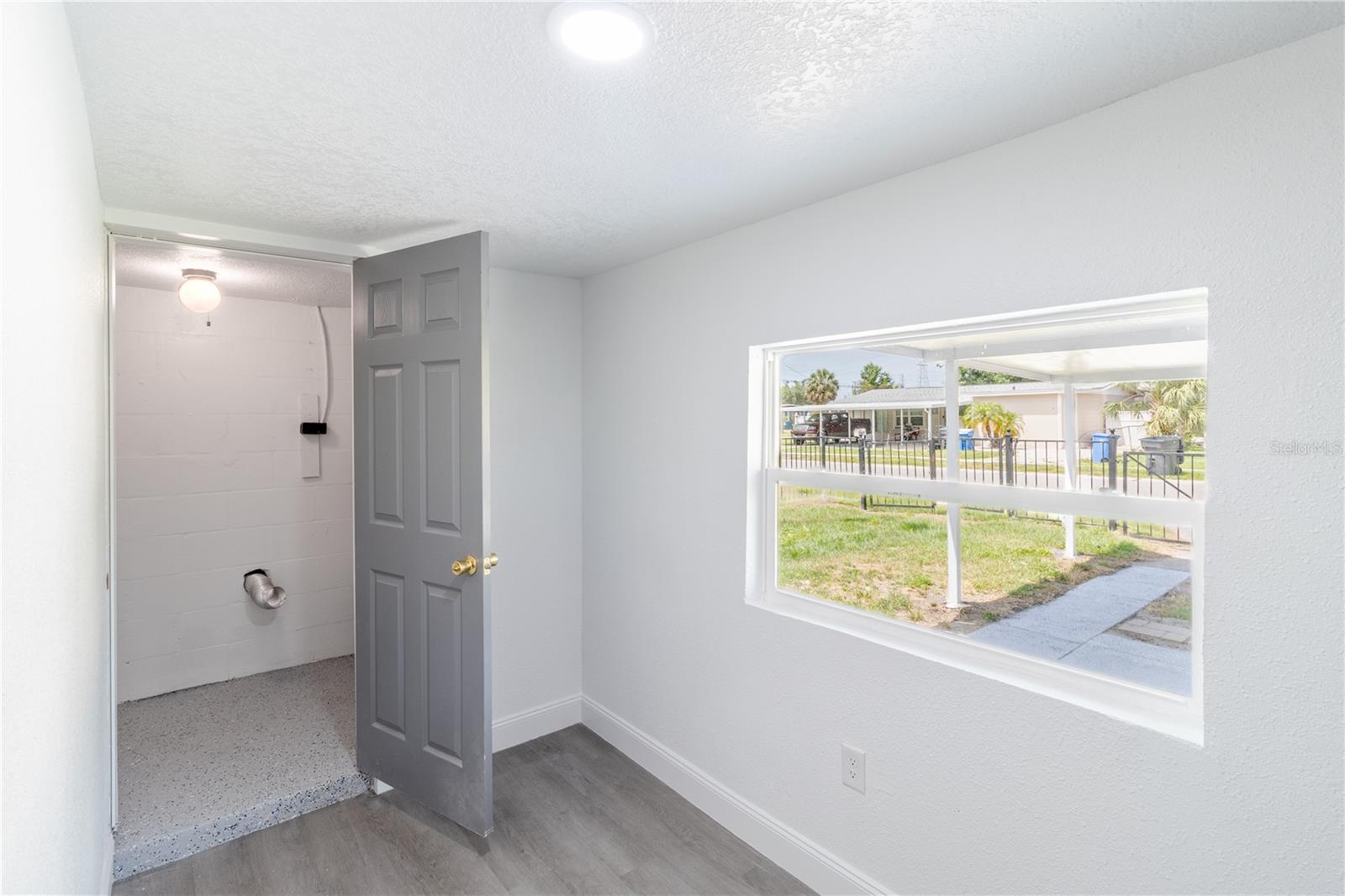 Image 20 of 26 For 5210 80th Street