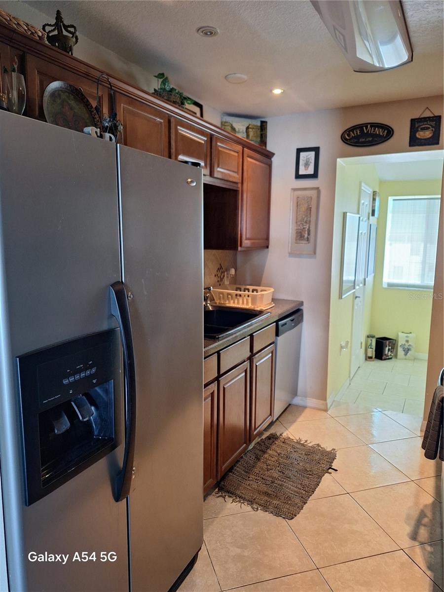 Image 10 of 28 For 5855 18th Street N 14