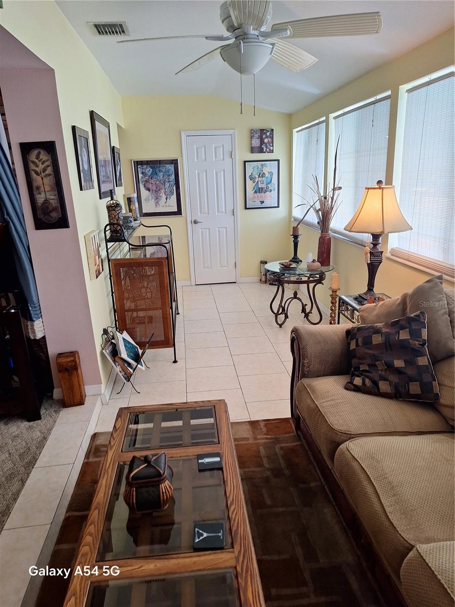 Image 16 of 28 For 5855 18th Street N 14