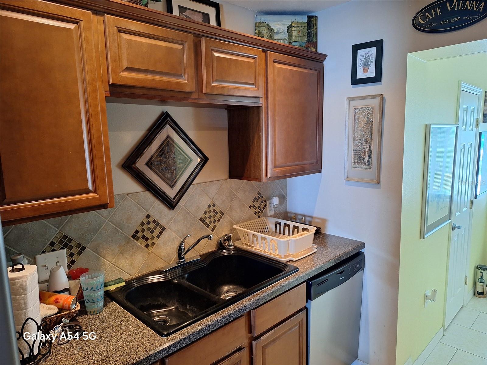 Image 8 of 28 For 5855 18th Street N 14
