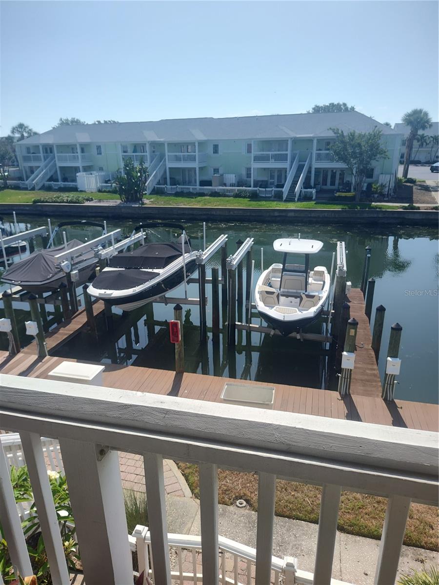 Image 12 of 30 For 4872 Beach Drive Se D