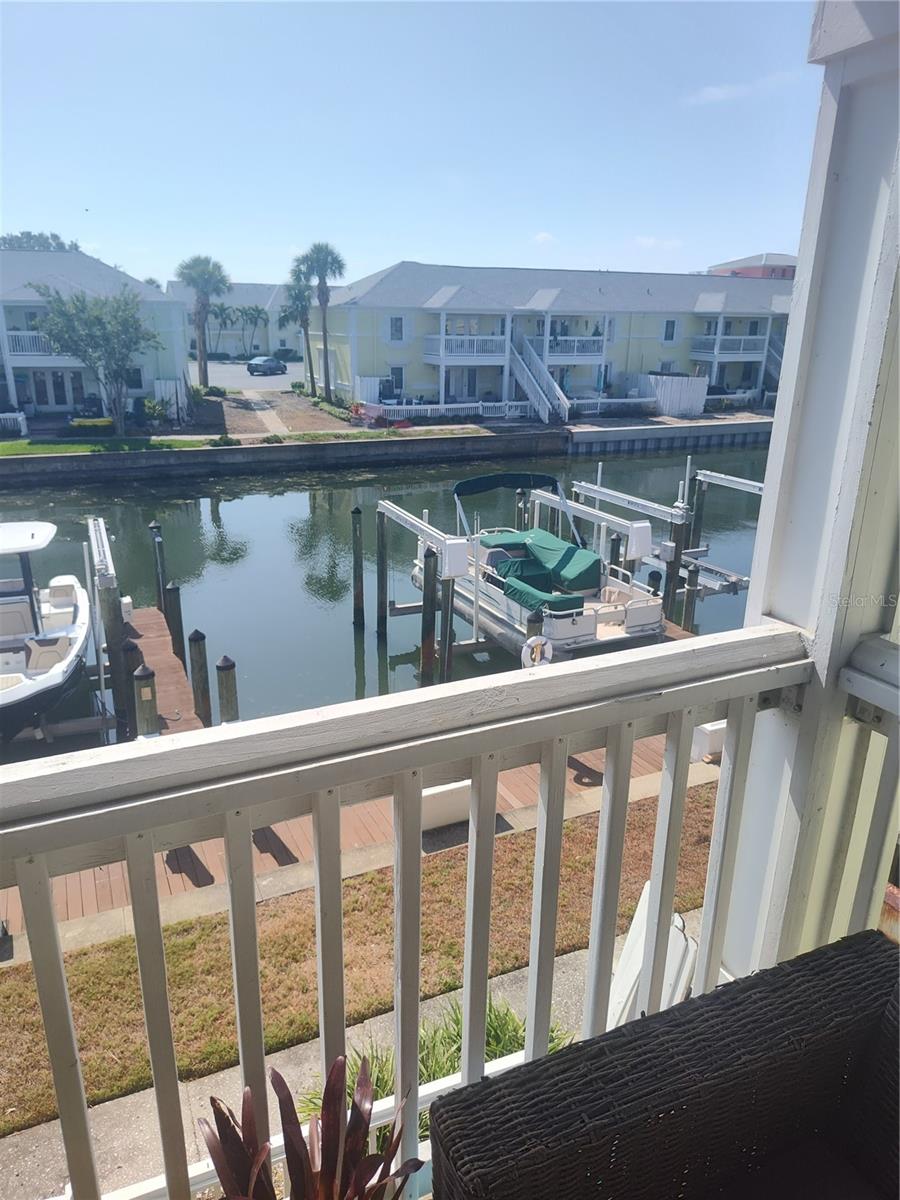 Image 13 of 30 For 4872 Beach Drive Se D