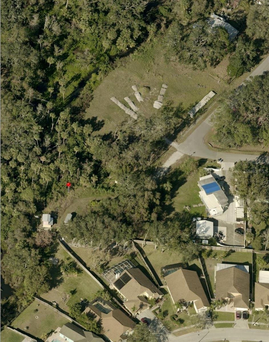 Image 4 of 6 For 6750 Creek Drive E