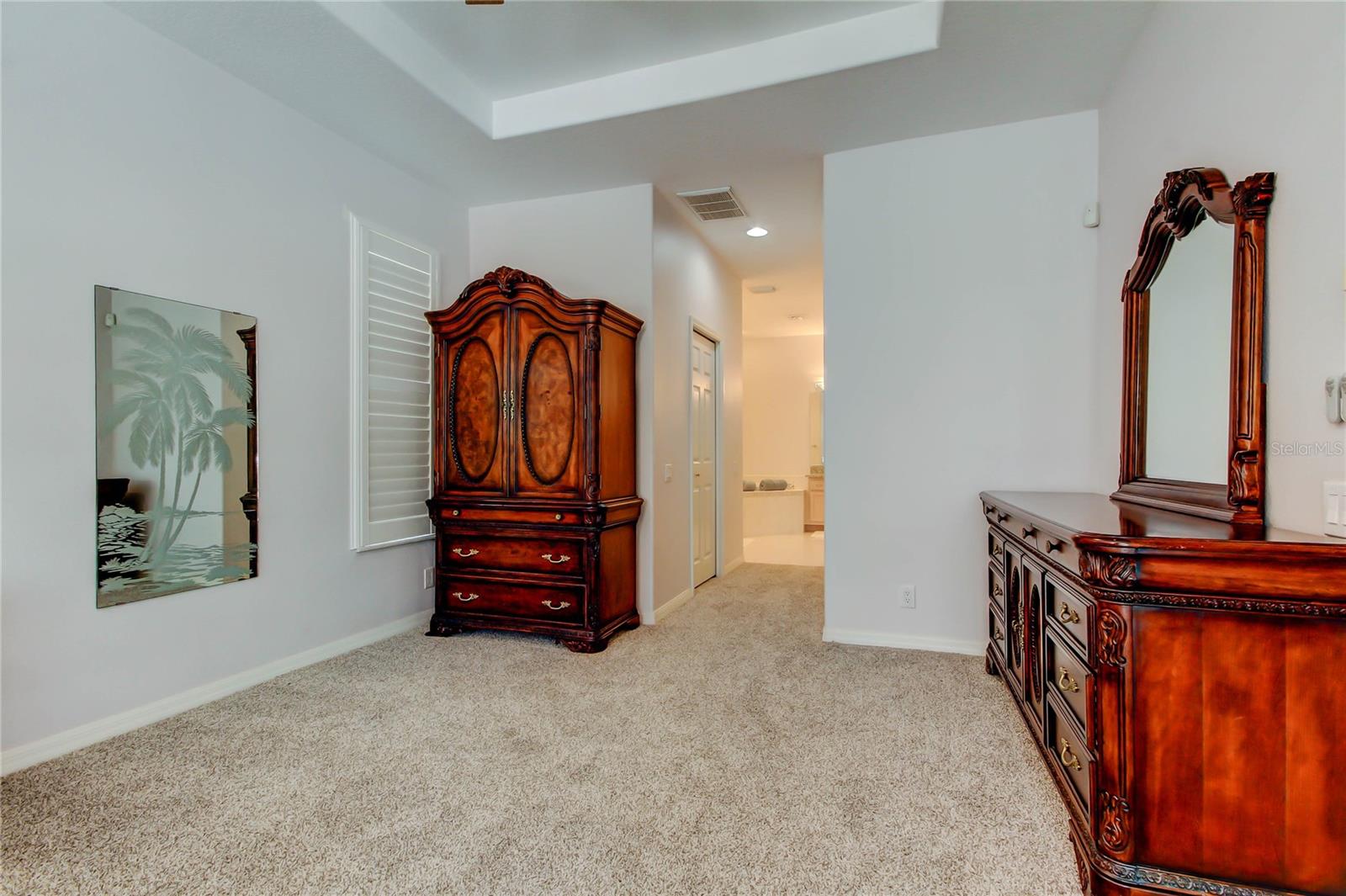 Image 28 of 61 For 2220 Elizabeth Way