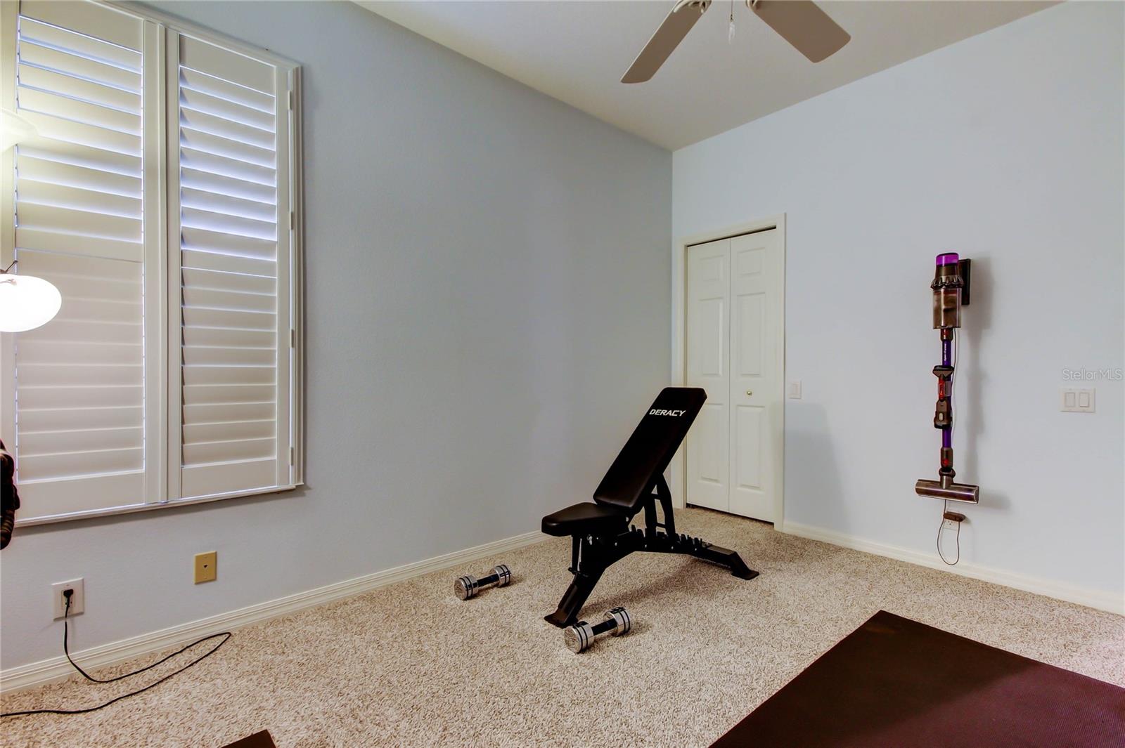 Image 39 of 61 For 2220 Elizabeth Way