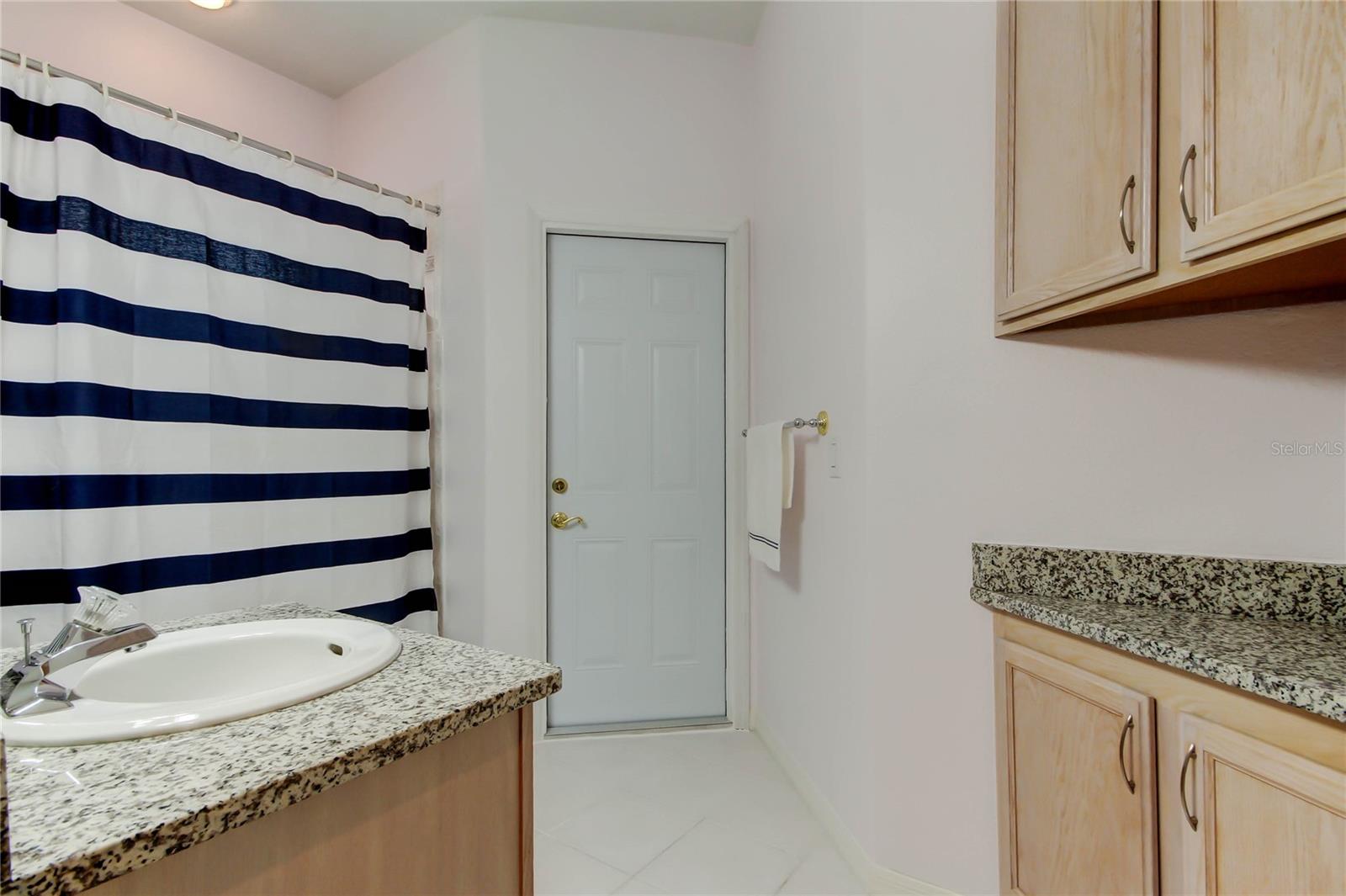 Image 43 of 61 For 2220 Elizabeth Way