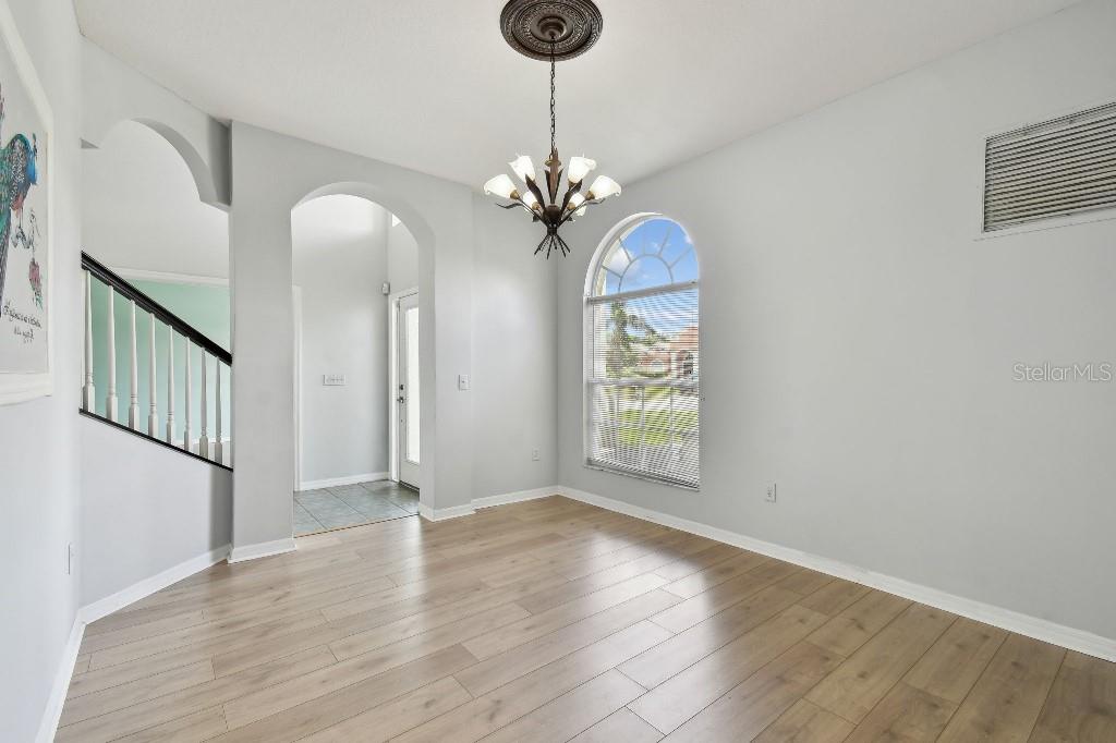 Image 10 of 60 For 27012 Sea Breeze Way