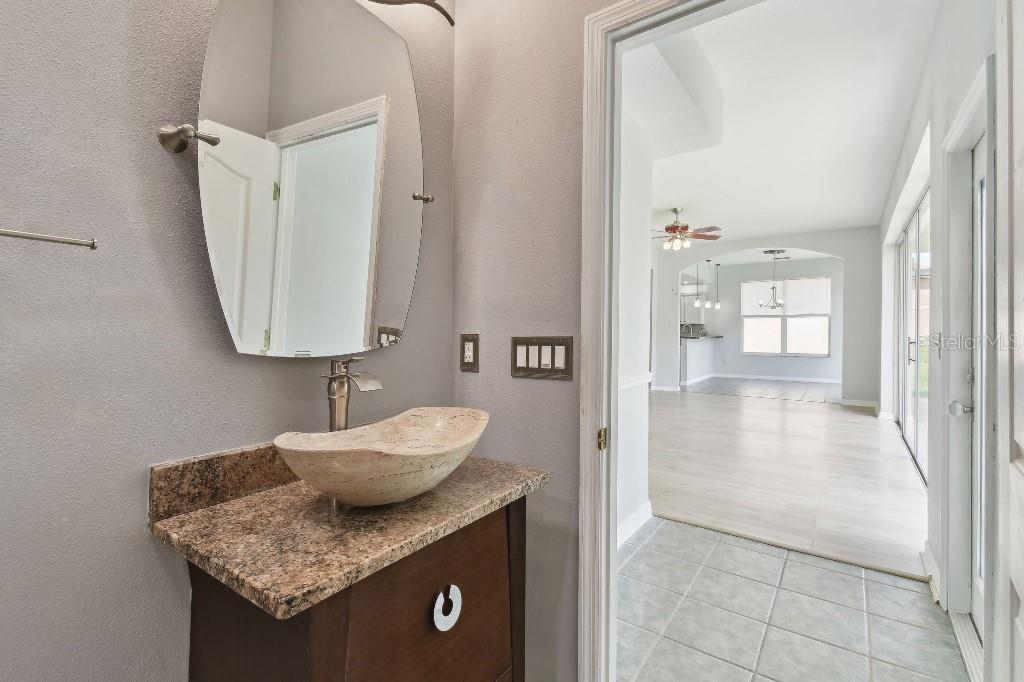Image 23 of 60 For 27012 Sea Breeze Way