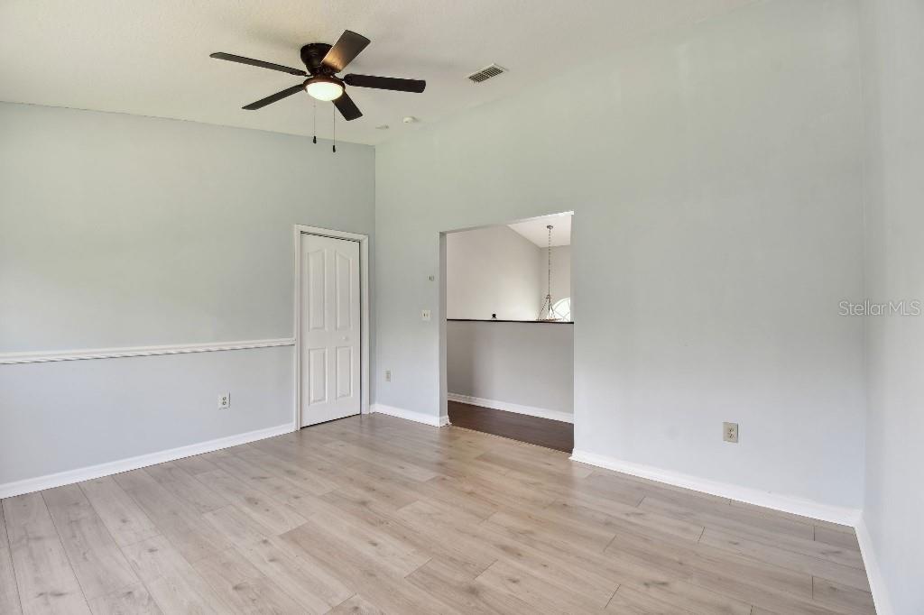 Image 35 of 60 For 27012 Sea Breeze Way