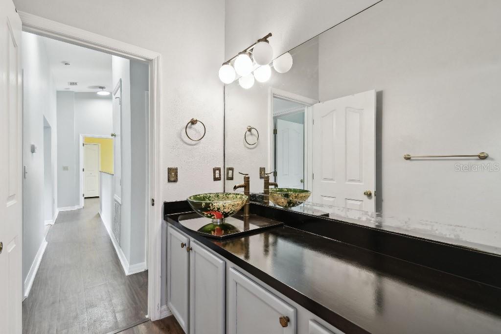 Image 39 of 60 For 27012 Sea Breeze Way