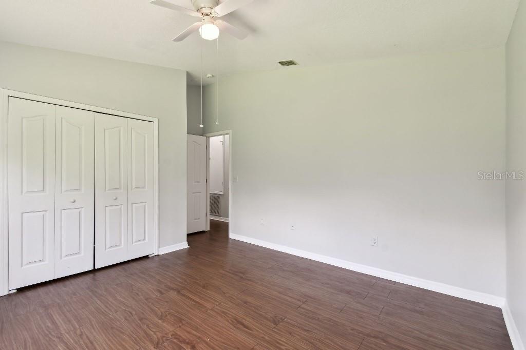 Image 43 of 60 For 27012 Sea Breeze Way