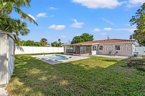 Listing photo id 12 for 3555 Belle Vista Drive E