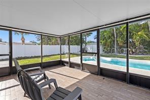 Listing photo id 17 for 3555 Belle Vista Drive E