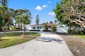 Listing photo id 3 for 3555 Belle Vista Drive E