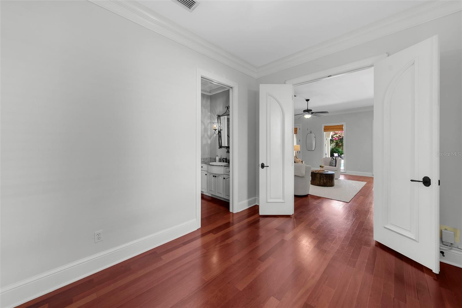 Image 23 of 66 For 3212 Fountain Boulevard