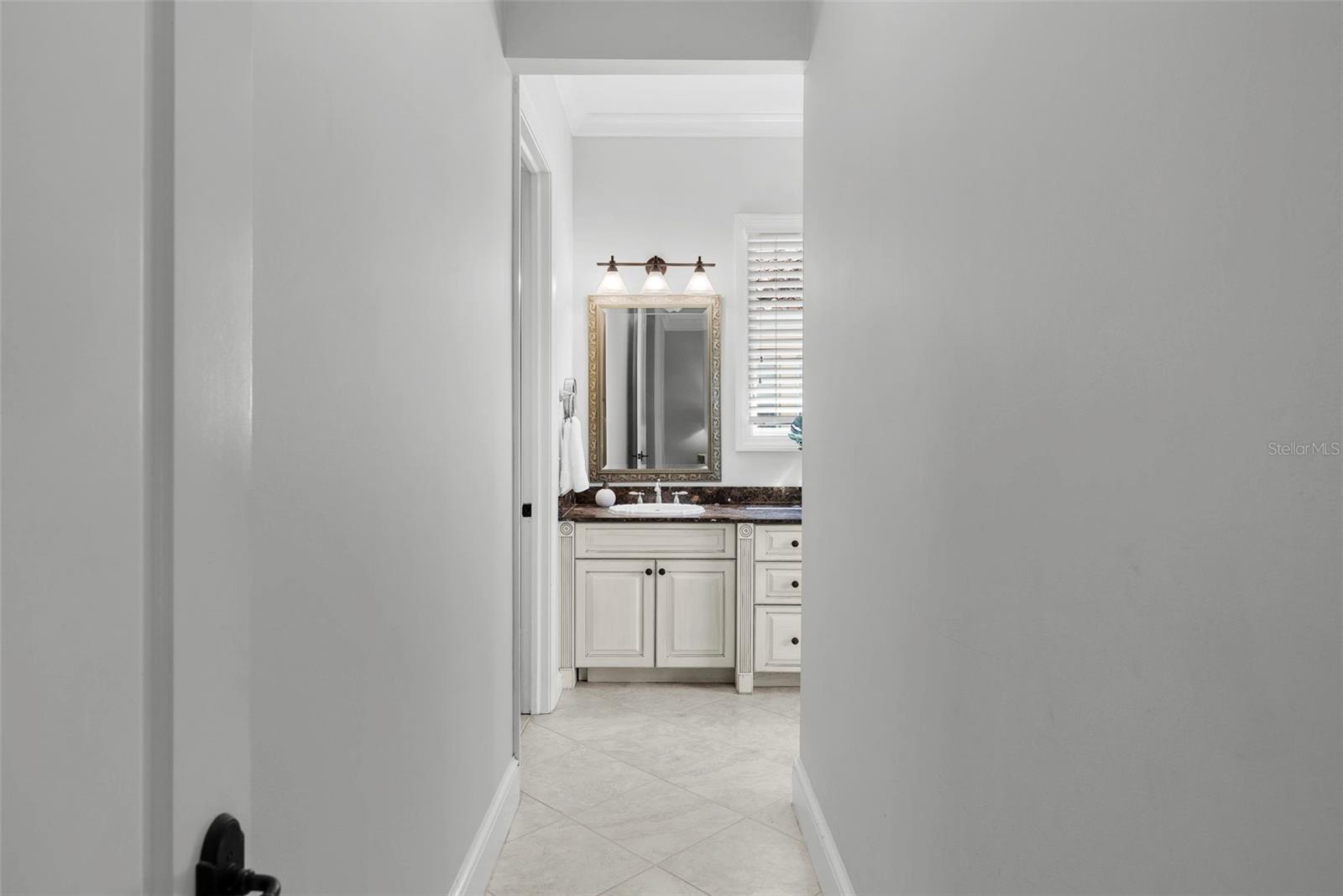 Image 41 of 66 For 3212 Fountain Boulevard