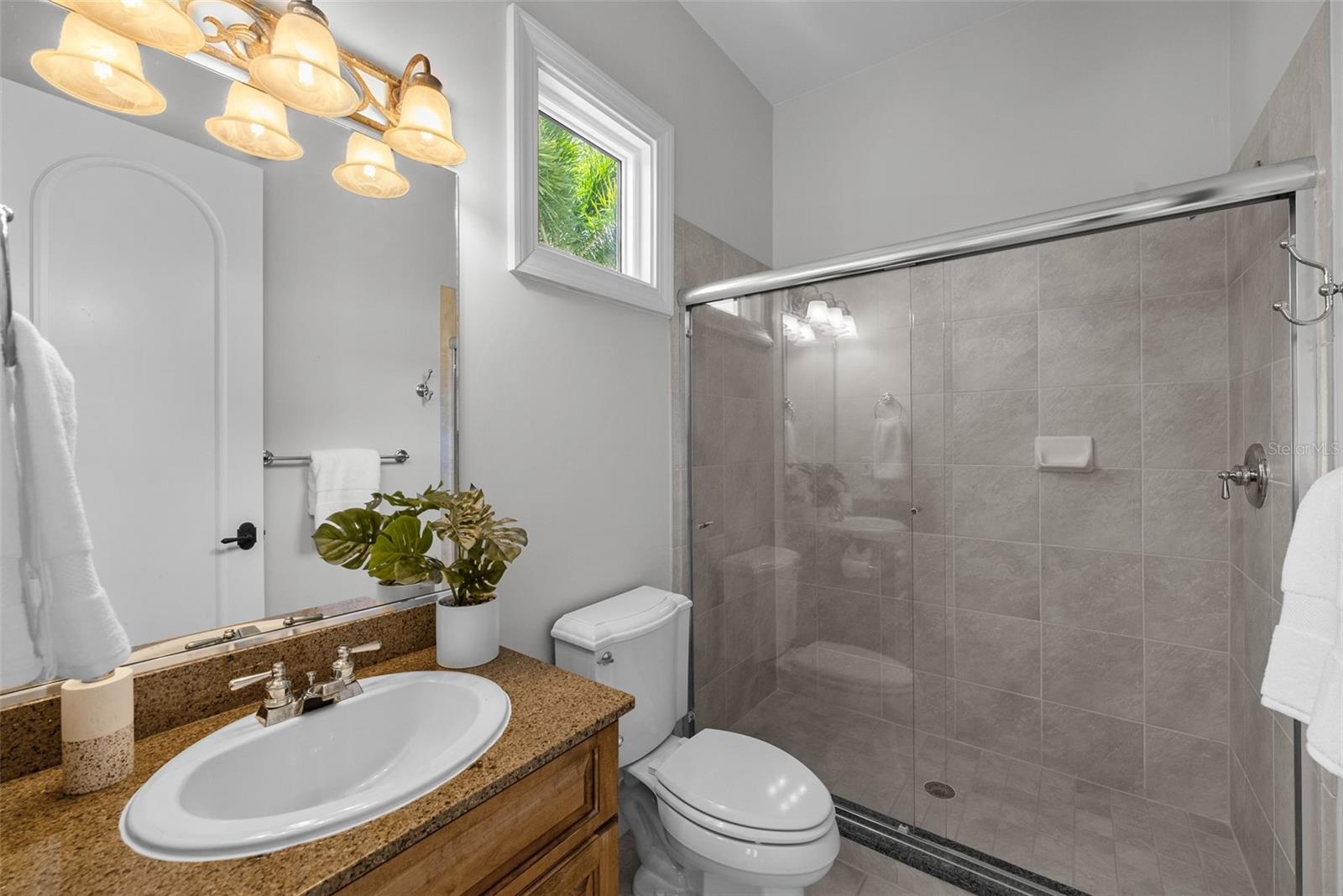 Image 56 of 66 For 3212 Fountain Boulevard