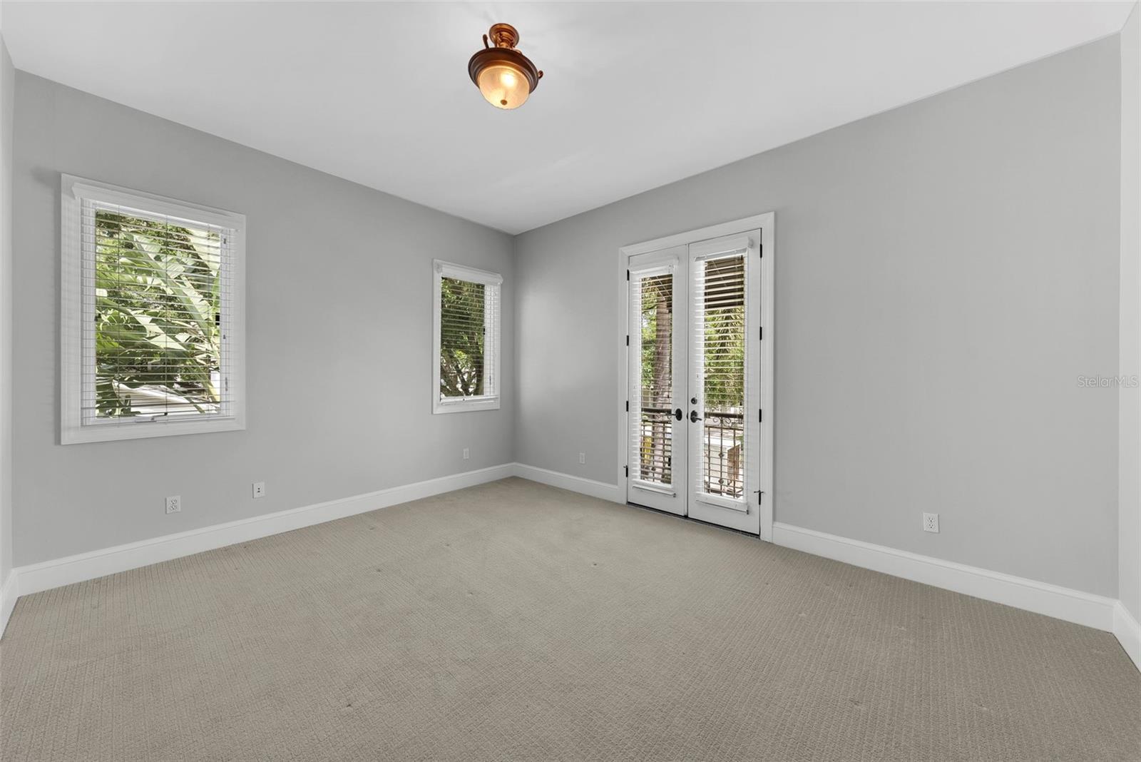 Image 57 of 66 For 3212 Fountain Boulevard