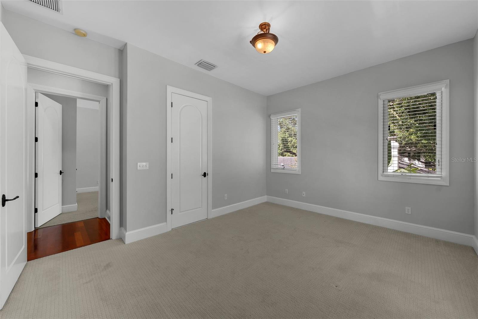 Image 61 of 66 For 3212 Fountain Boulevard