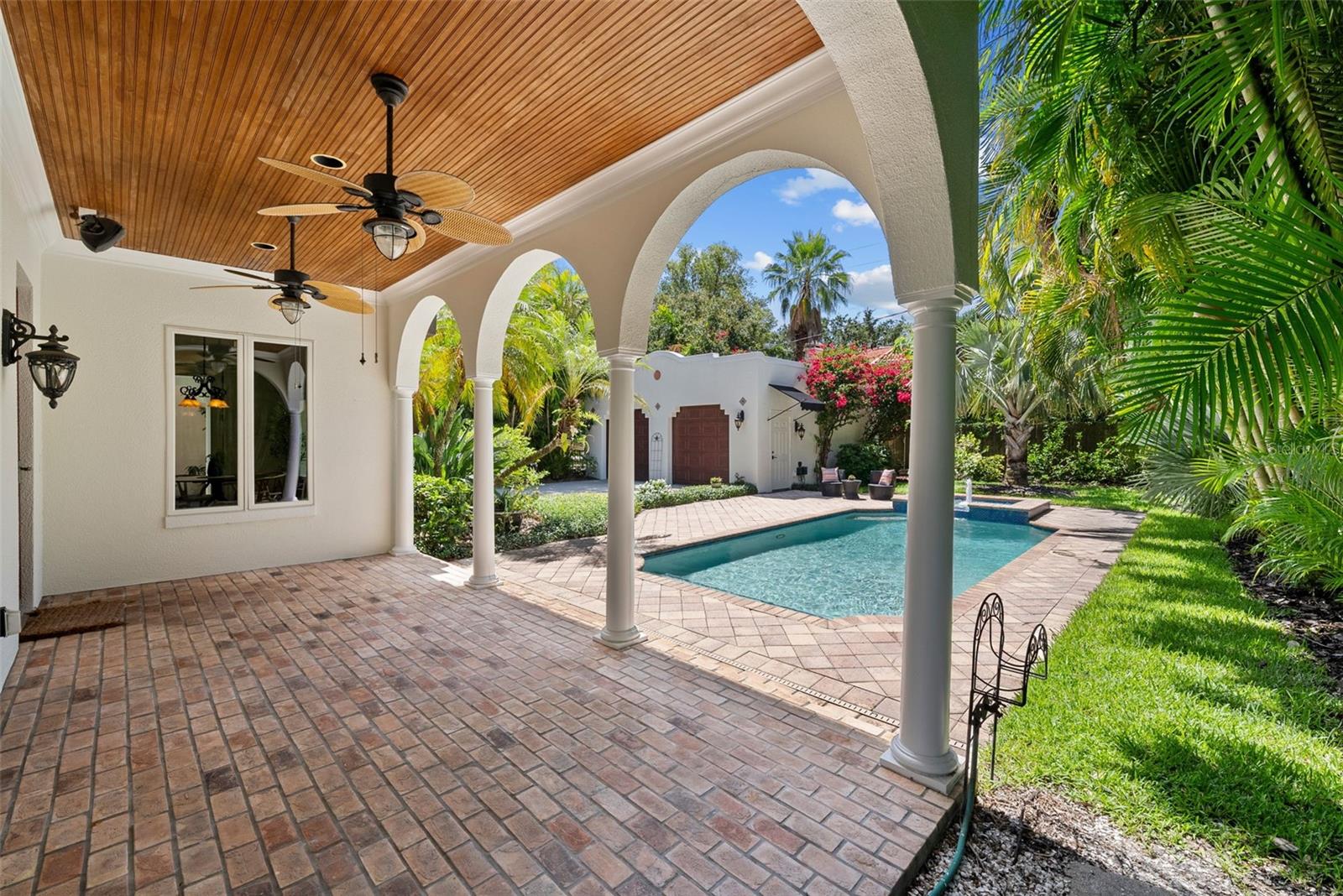Image 8 of 66 For 3212 Fountain Boulevard