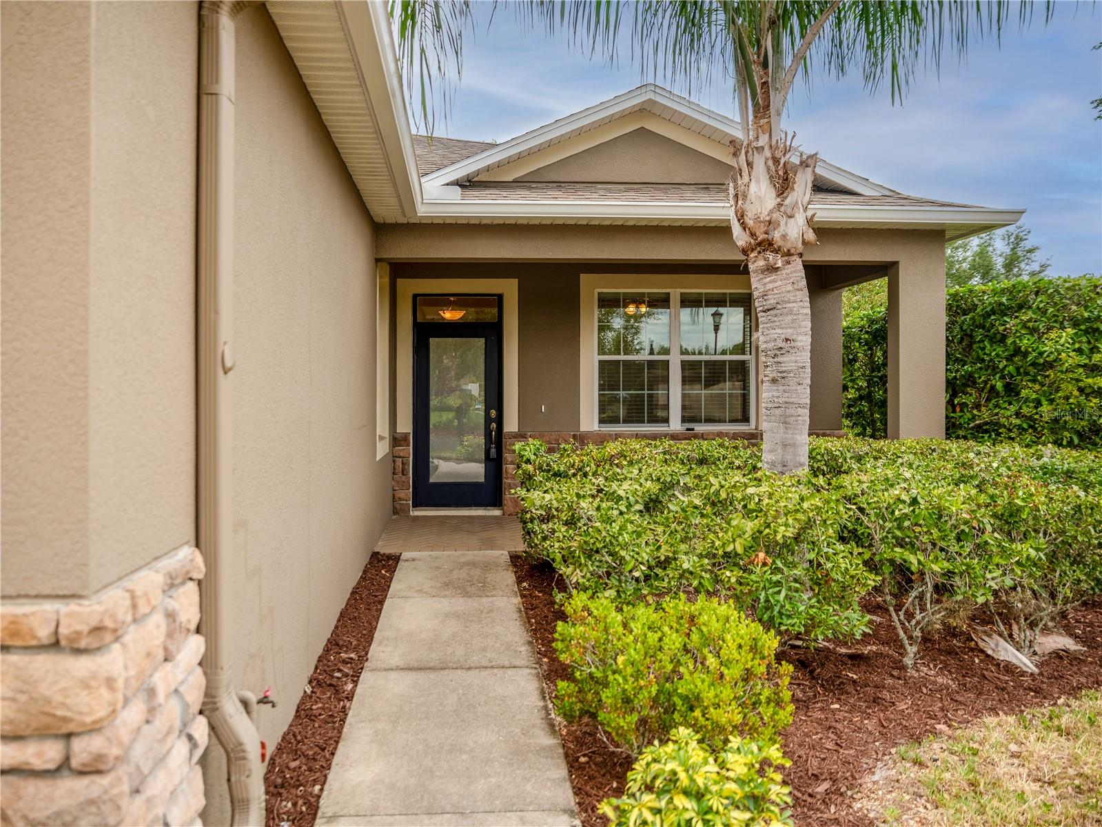 Image 3 of 37 For 20162 Oakflower Avenue