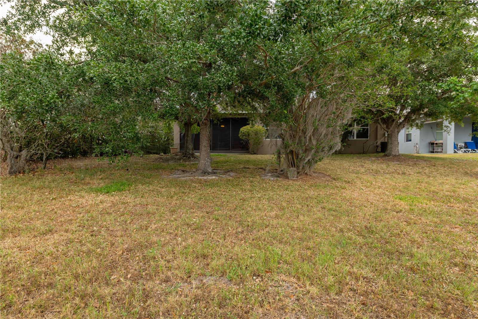 Image 32 of 37 For 20162 Oakflower Avenue