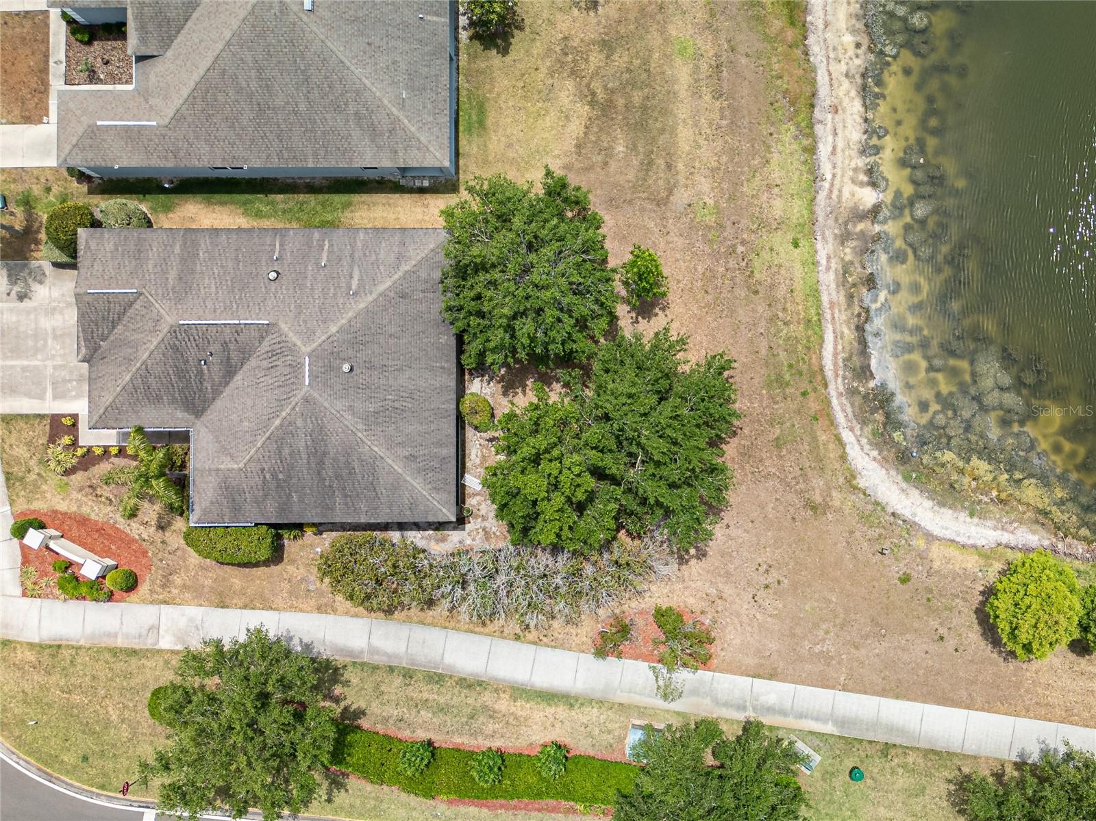 Image 34 of 37 For 20162 Oakflower Avenue