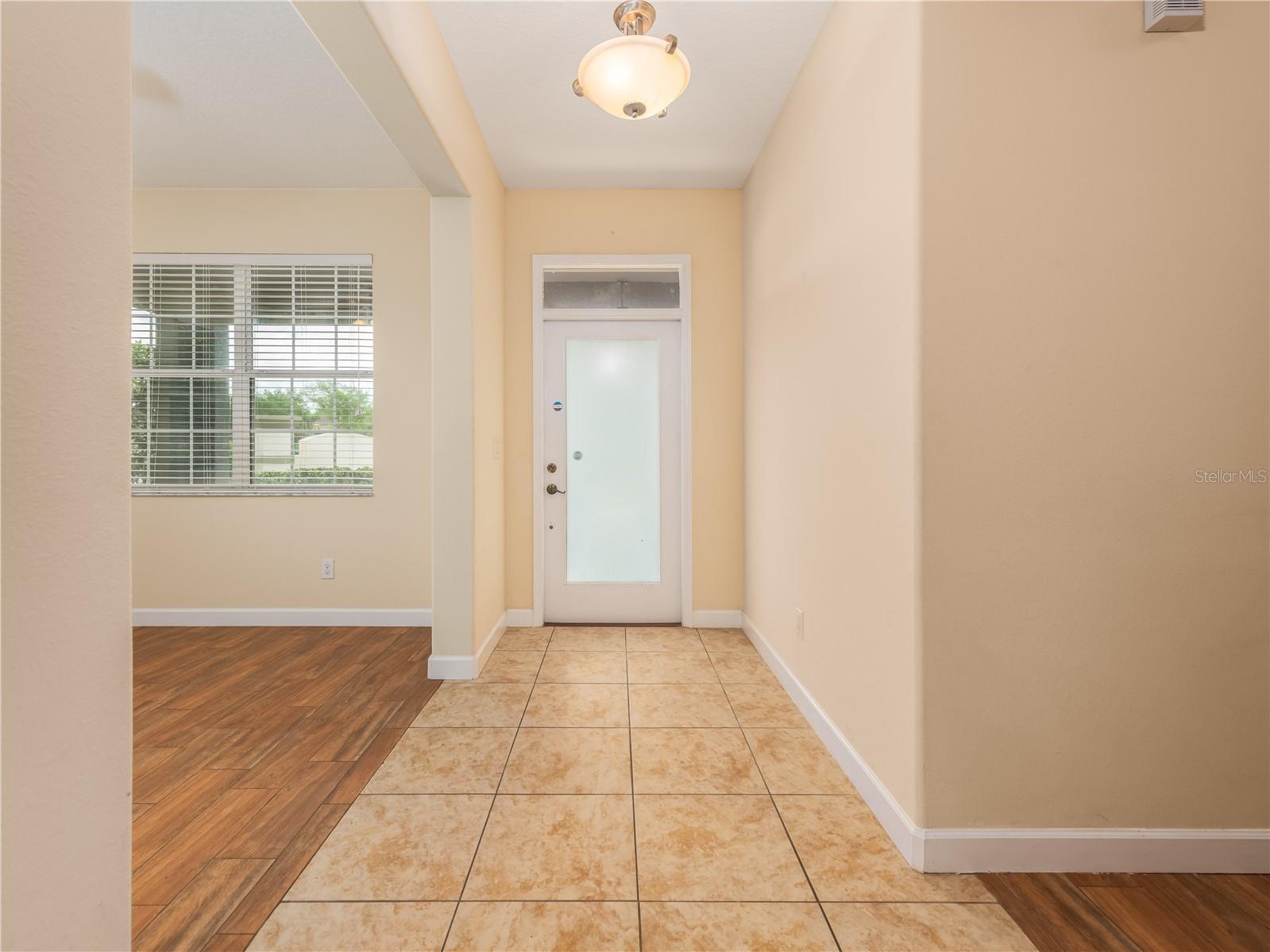 Image 6 of 37 For 20162 Oakflower Avenue