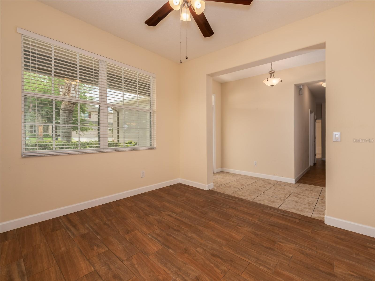 Image 8 of 37 For 20162 Oakflower Avenue