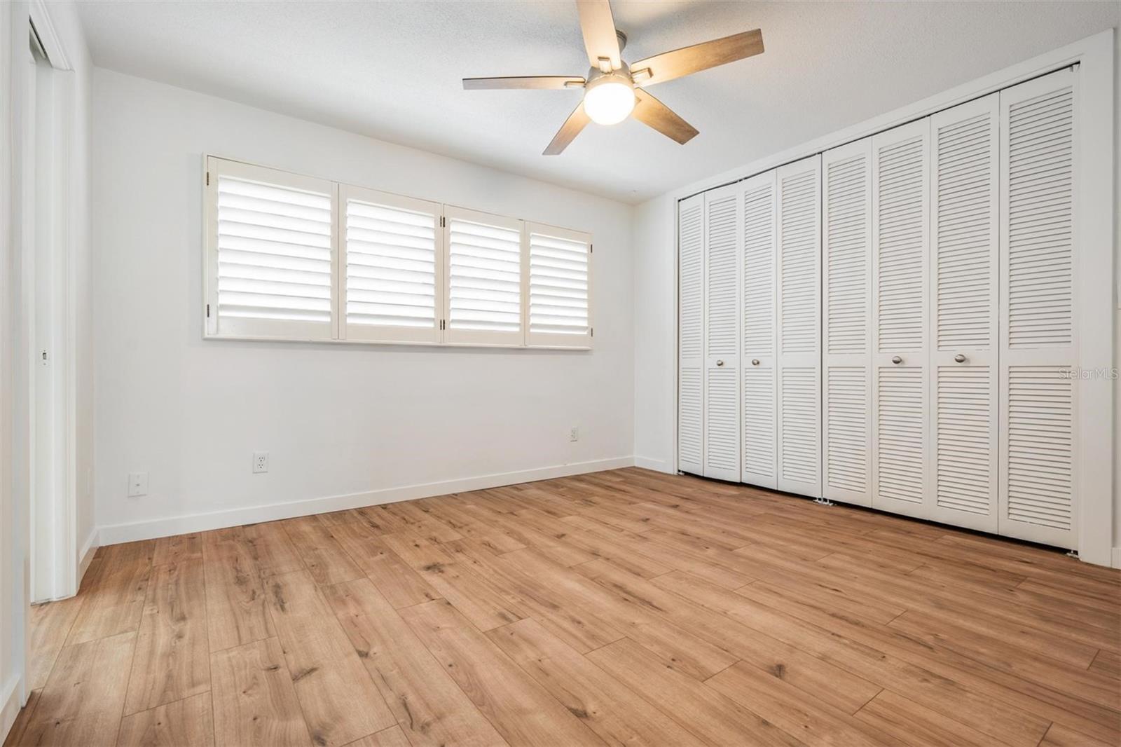Image 44 of 58 For 7092 Shore Drive S