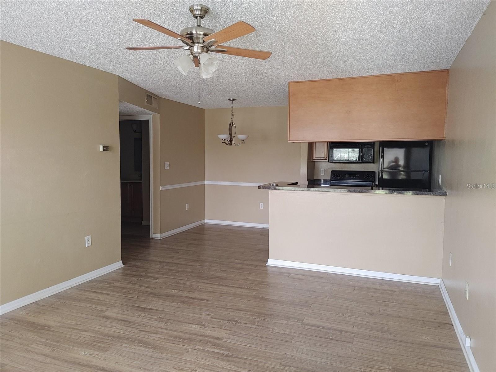 Details for 215 Lake Brook Circle 204, BRANDON, FL 33511