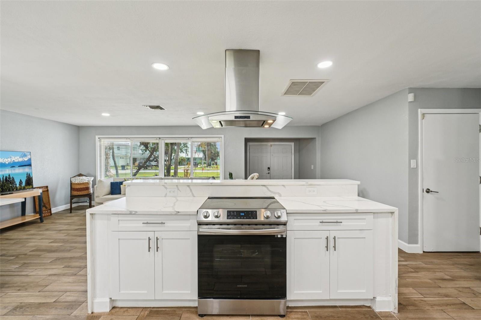 Image 17 of 52 For 6010 Bayou Grande Boulevard Ne