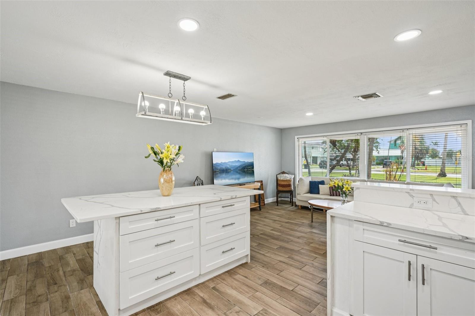Image 26 of 52 For 6010 Bayou Grande Boulevard Ne