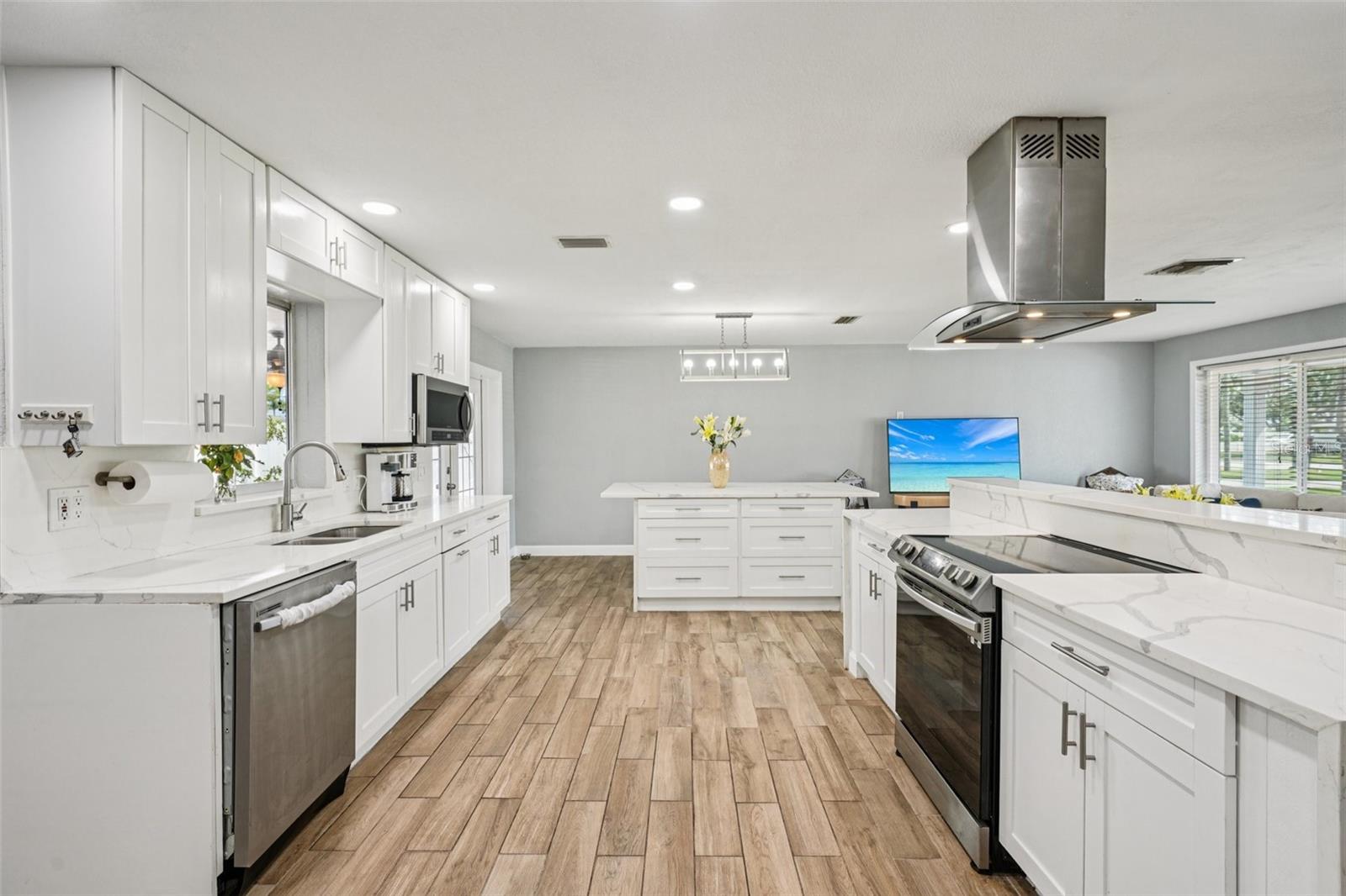 Image 29 of 52 For 6010 Bayou Grande Boulevard Ne