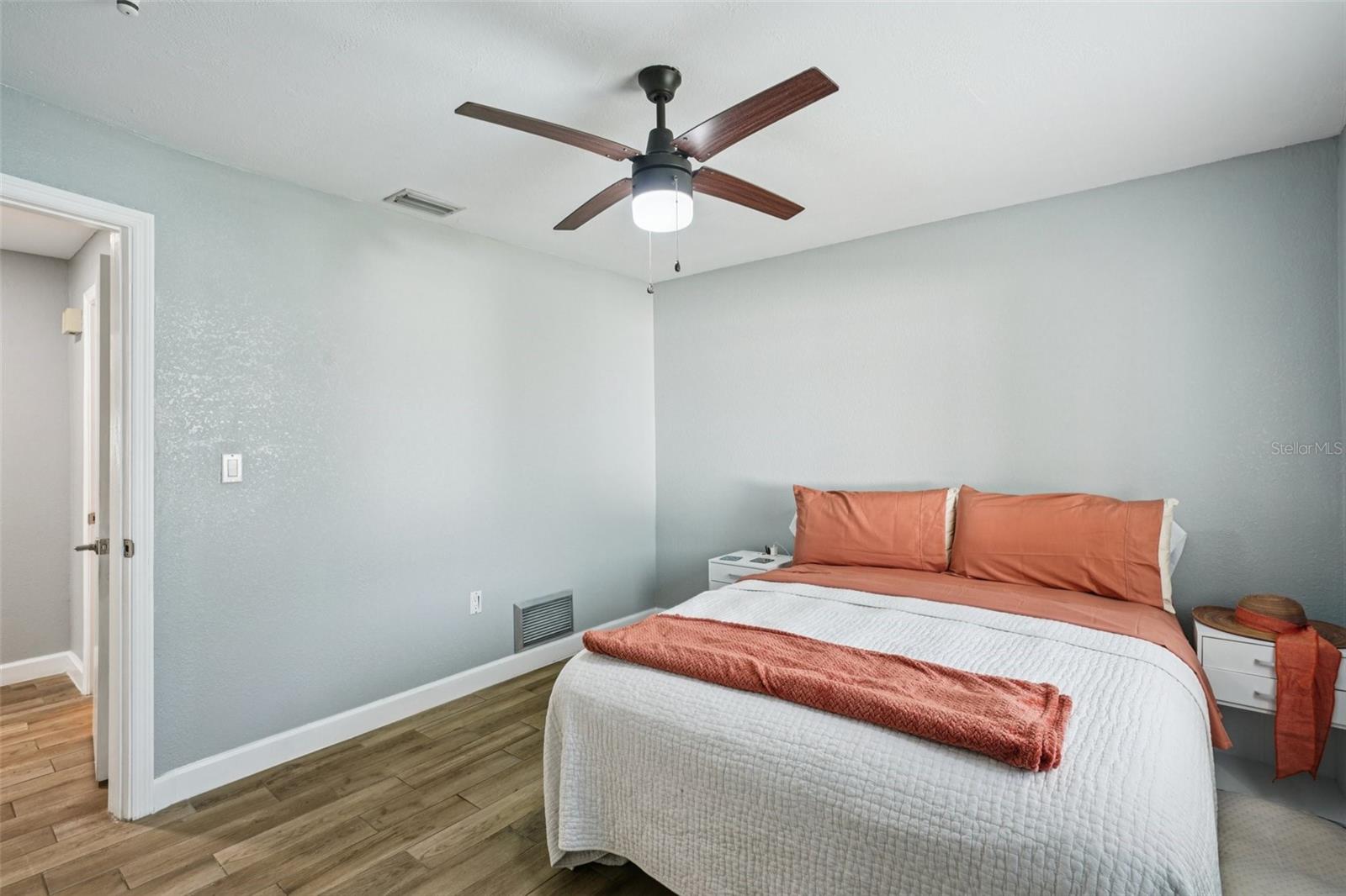 Image 33 of 52 For 6010 Bayou Grande Boulevard Ne