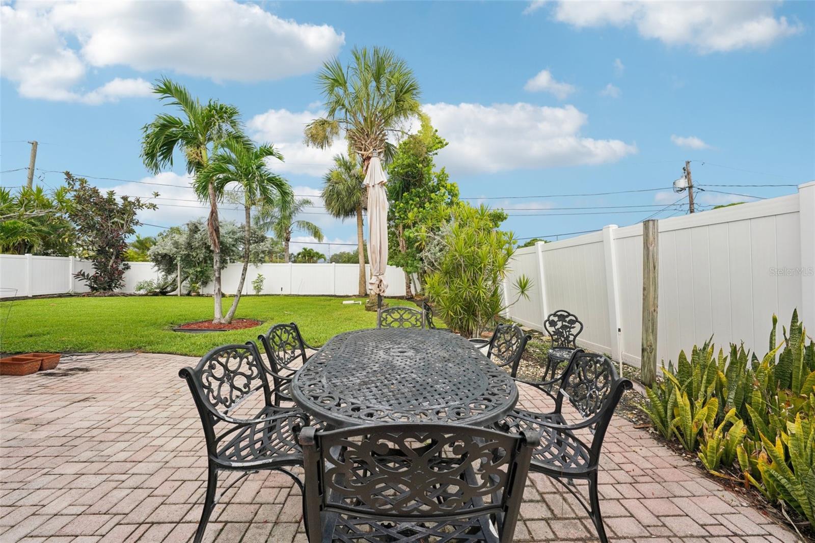 Image 46 of 52 For 6010 Bayou Grande Boulevard Ne