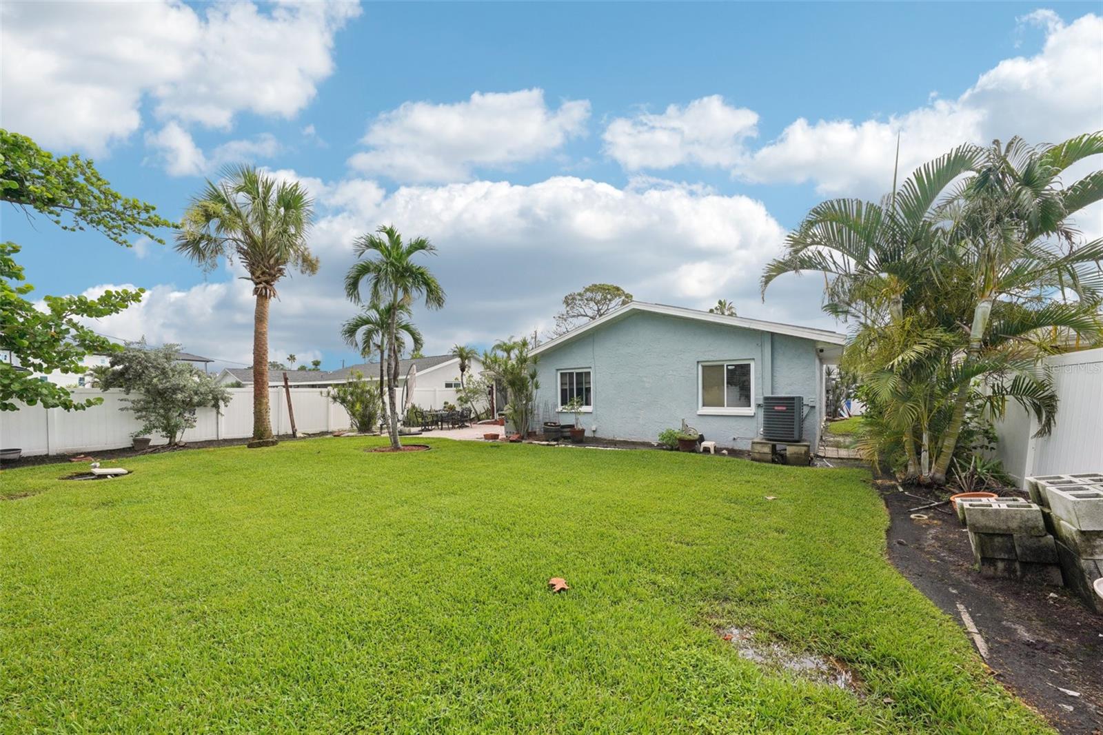 Image 47 of 52 For 6010 Bayou Grande Boulevard Ne