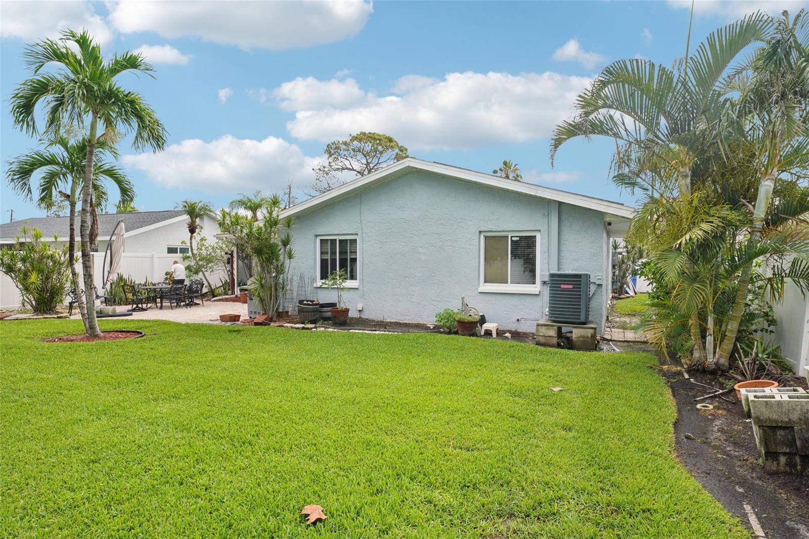 Image 48 of 52 For 6010 Bayou Grande Boulevard Ne