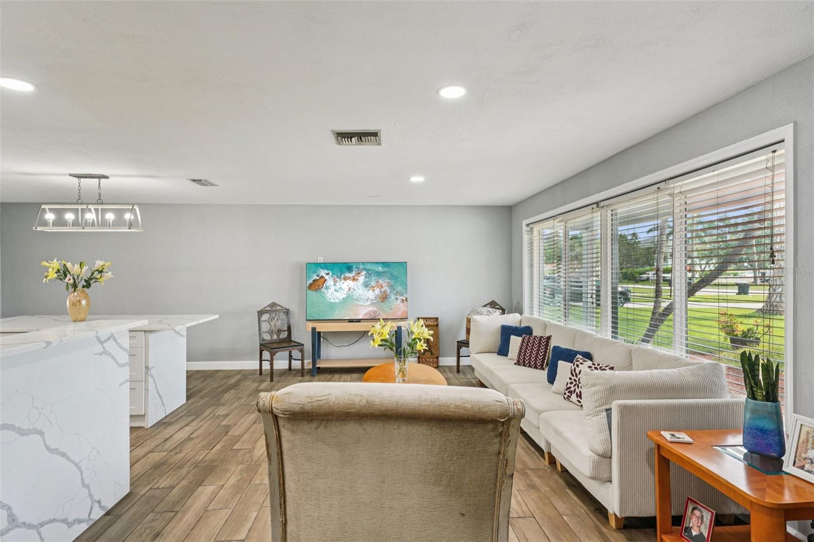 Image 8 of 52 For 6010 Bayou Grande Boulevard Ne