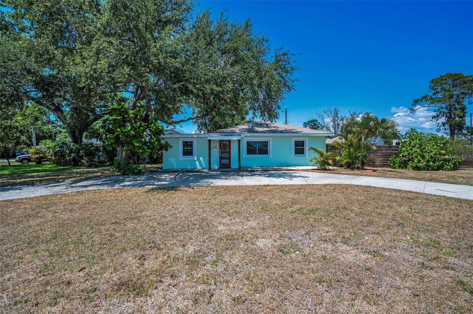 Details for 1101 Essex Drive N, ST PETERSBURG, FL 33710