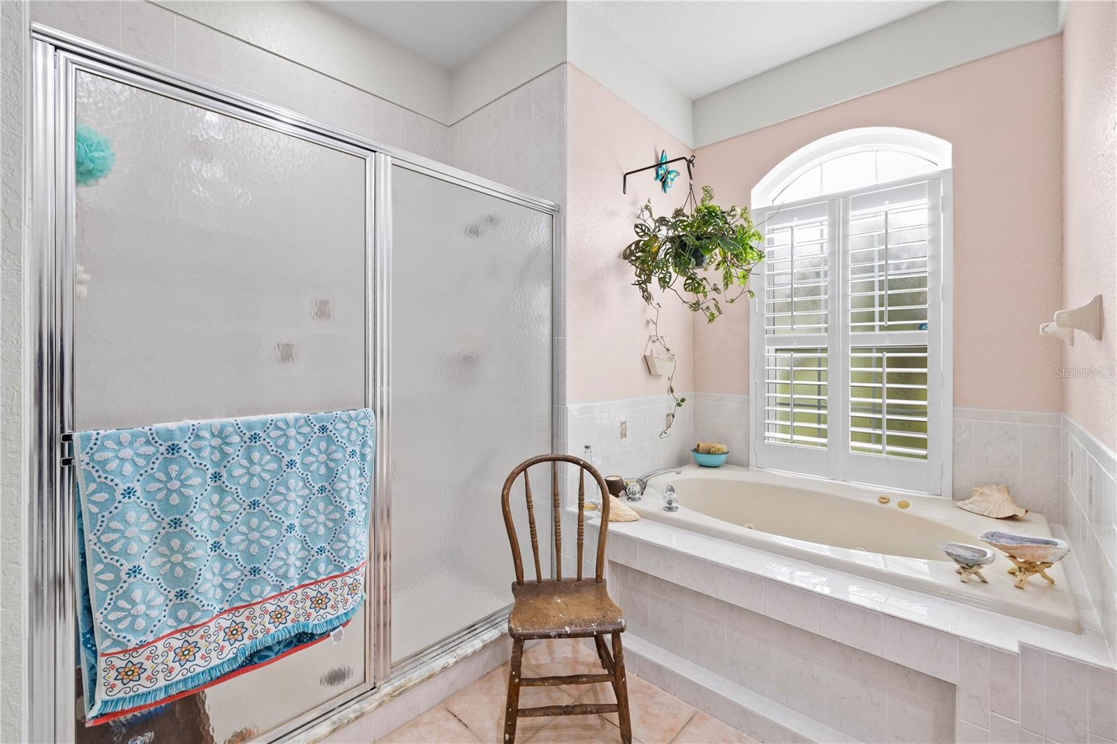 Listing photo id 14 for 5296 Slater Road