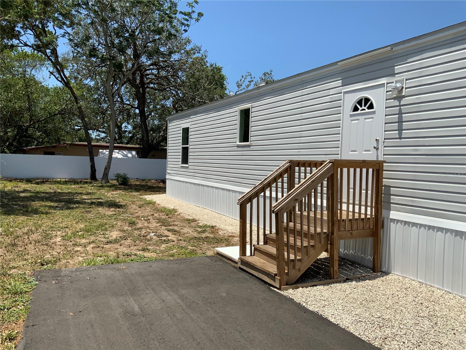 Image 3 of 25 For 11351 Edison Avenue