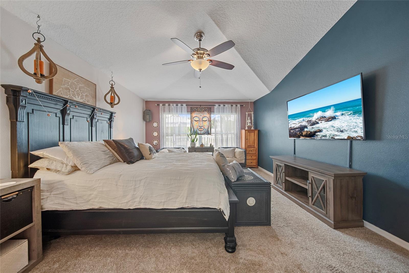 Image 17 of 44 For 35819 Diamond Head Court