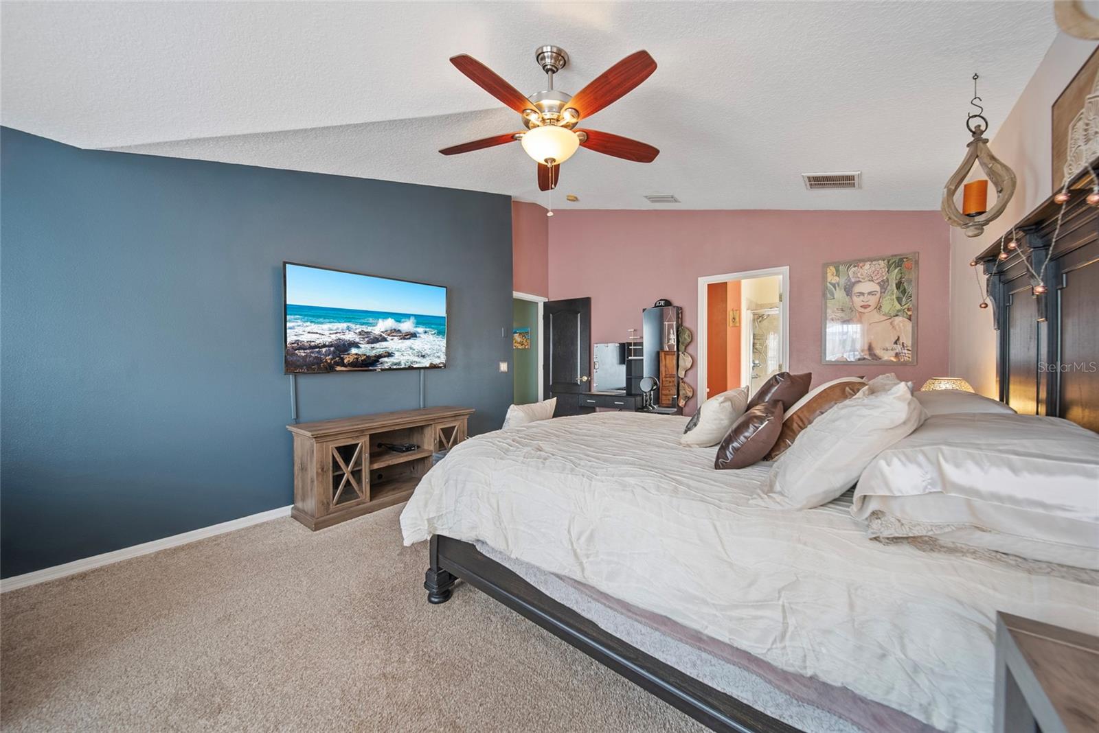 Image 18 of 44 For 35819 Diamond Head Court