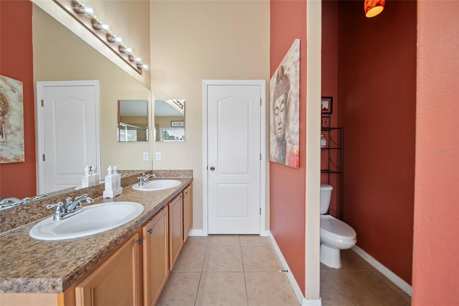 Image 19 of 44 For 35819 Diamond Head Court