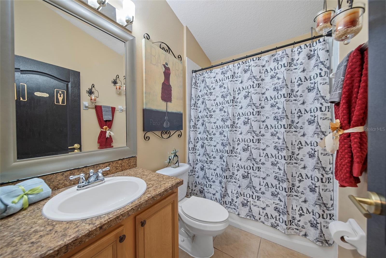 Image 26 of 44 For 35819 Diamond Head Court