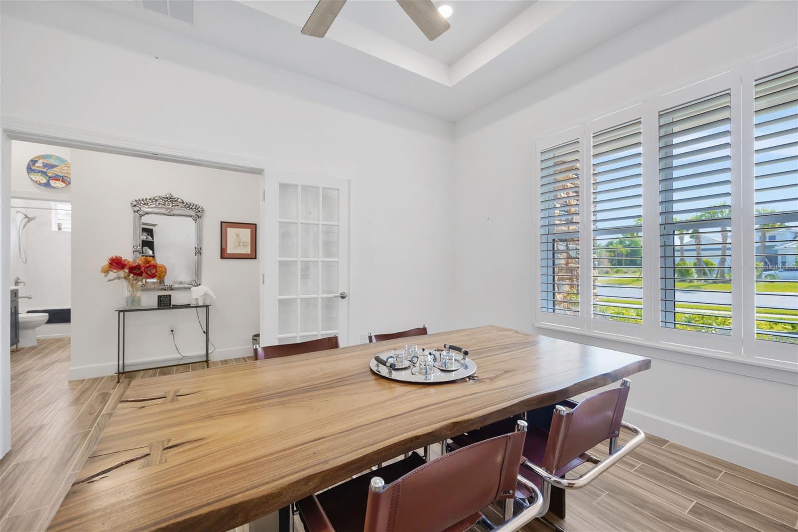 Listing photo id 8 for 4831 Rosatti Road