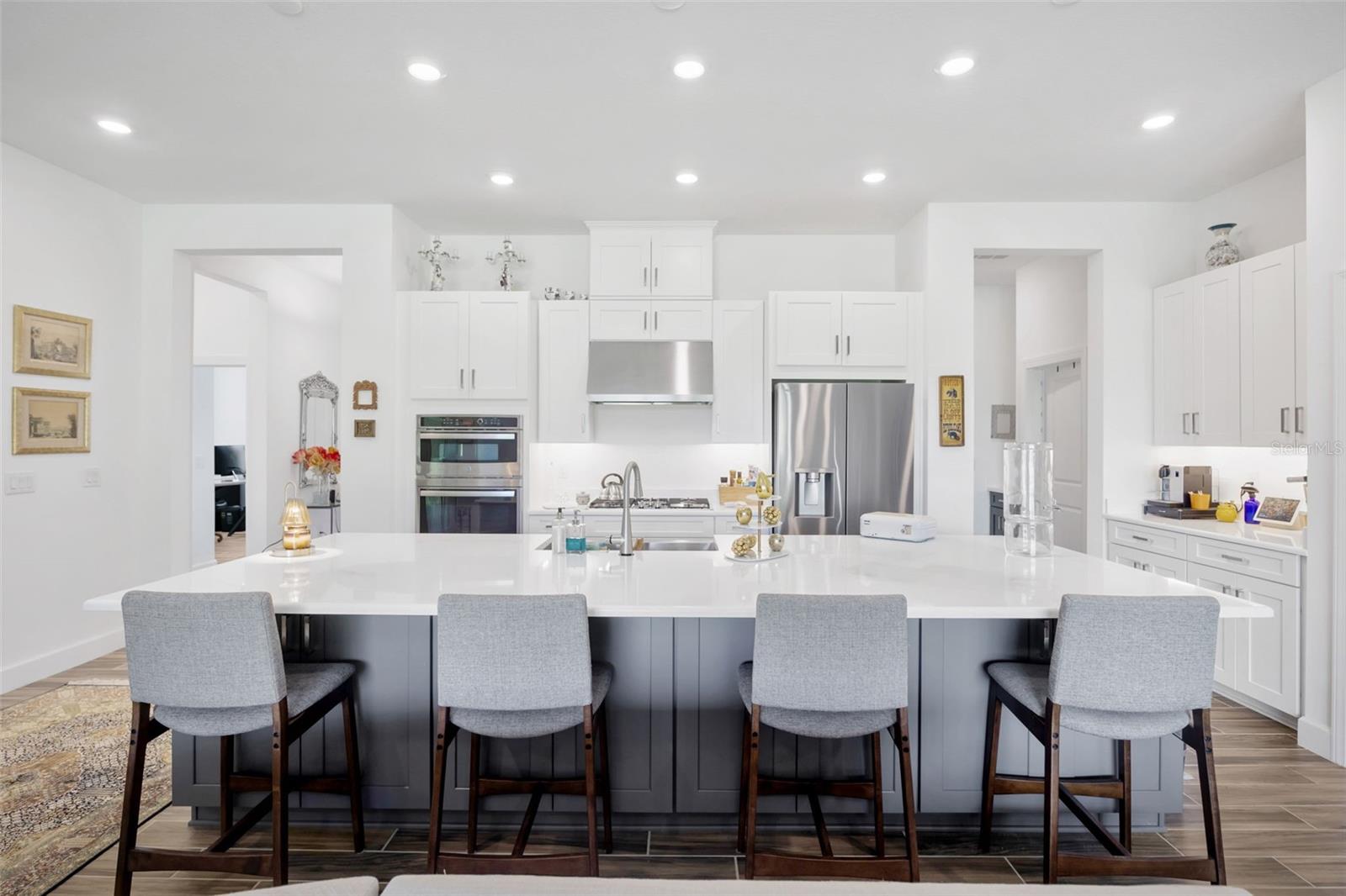 Listing photo id 15 for 4831 Rosatti Road
